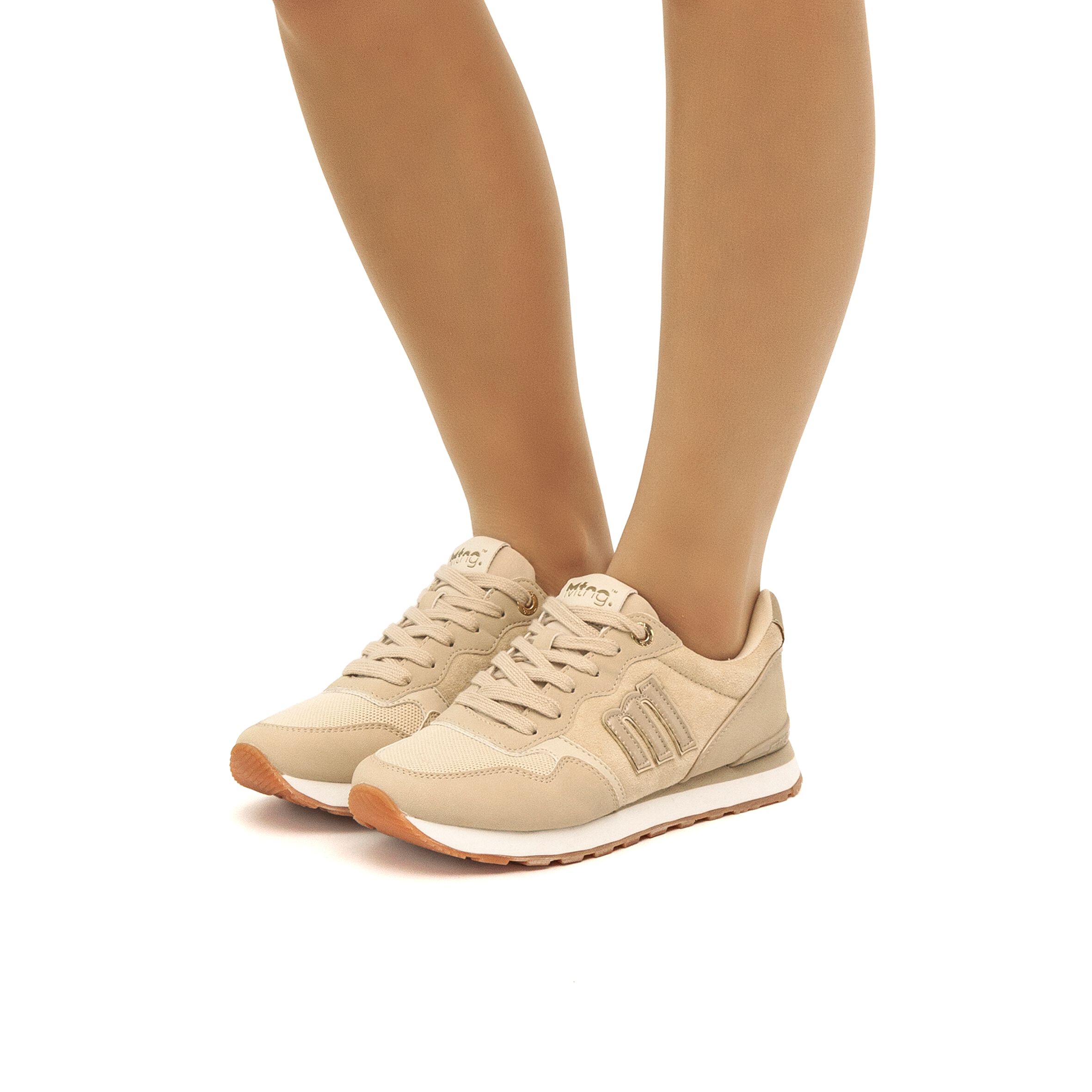 Sneakers top mujer mustang